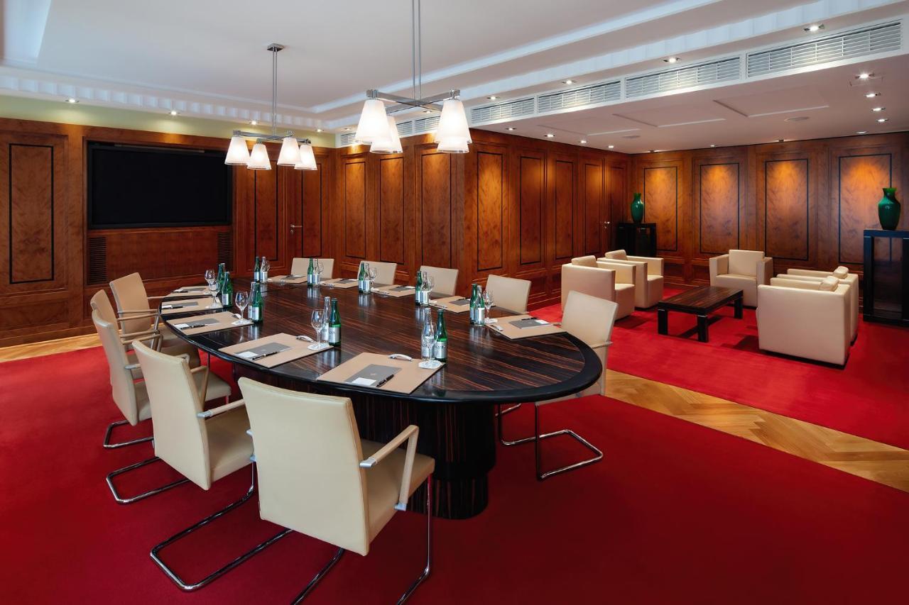 Regent - Berlin, An Ihg 5* Berlijn